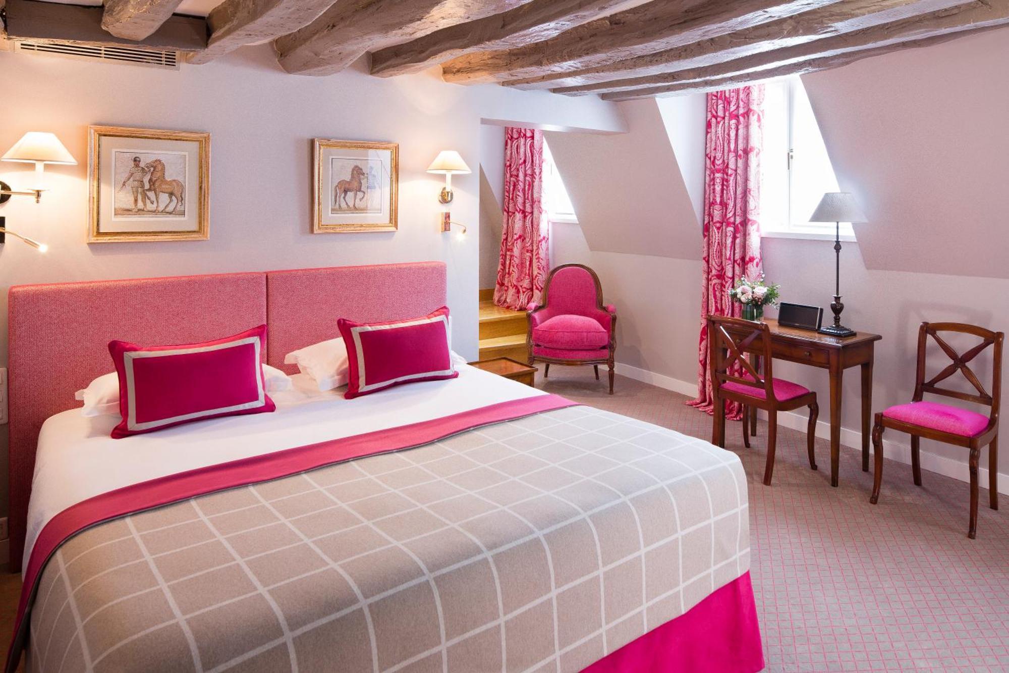 Le Relais Saint Honore Париж Стая снимка