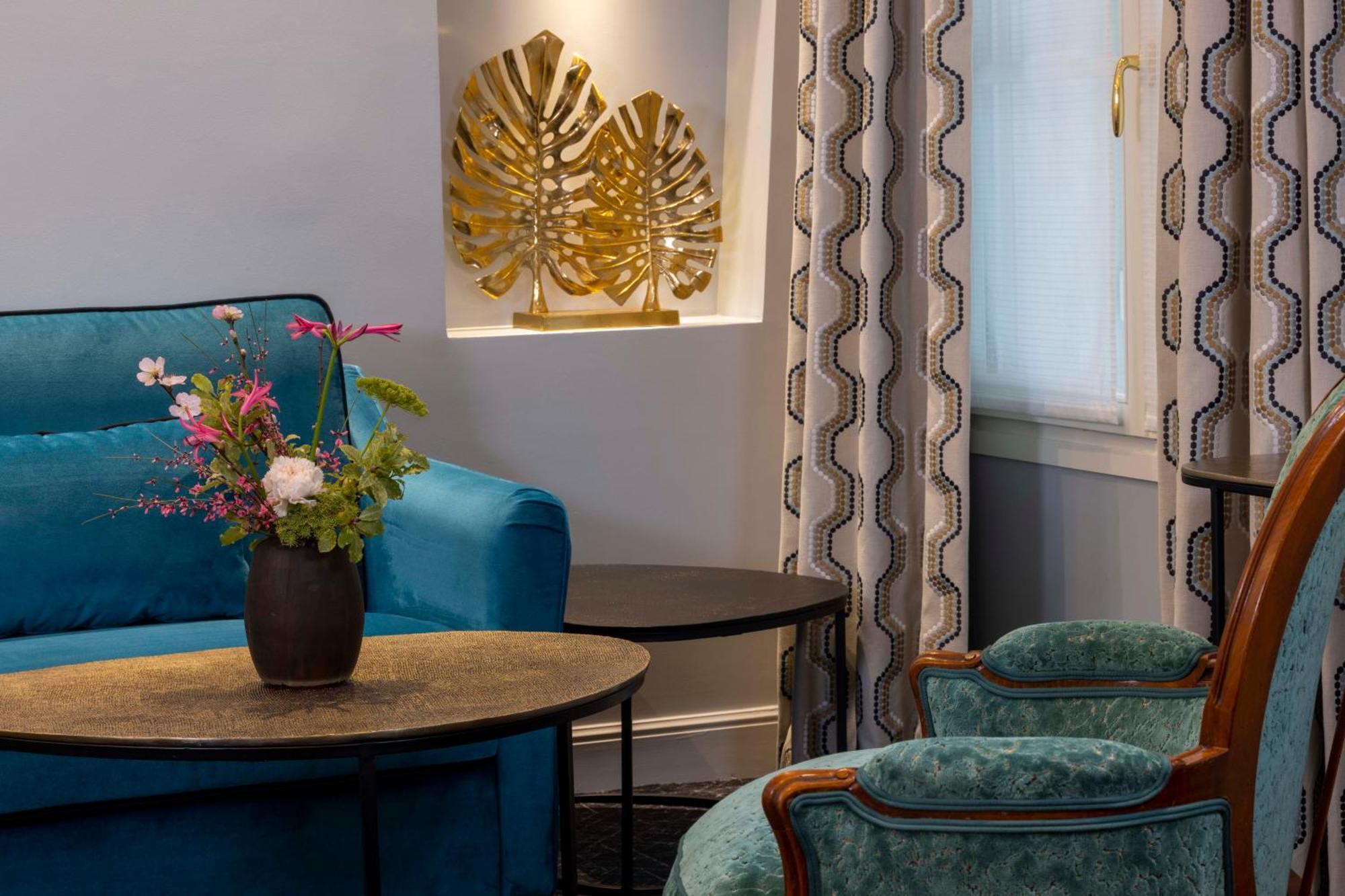 Le Relais Saint Honore Париж Стая снимка