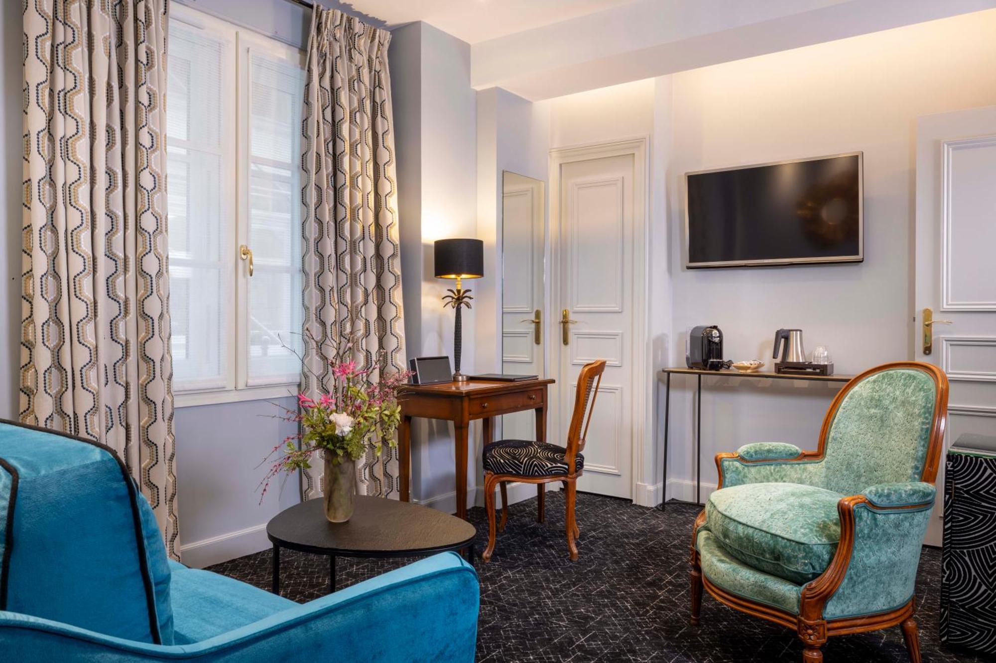 Le Relais Saint Honore Париж Стая снимка